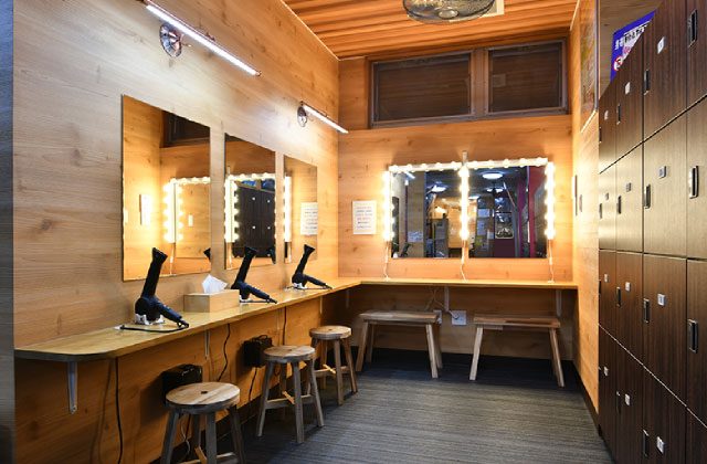 パウダールーム