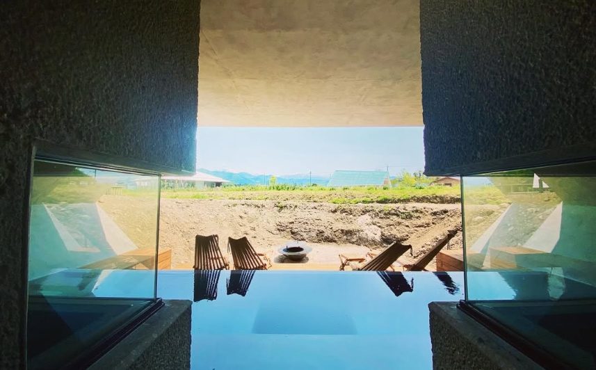 外気浴テラスからの立山連峰の眺望