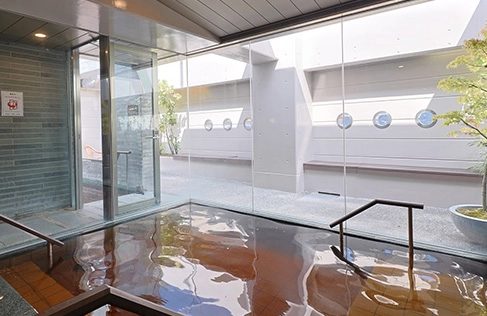 ドーミーイン金沢 大浴場 露天風呂の風景